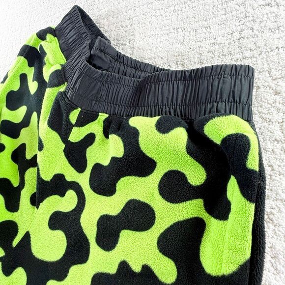 Nike Sportswear N.Y.C. Parks Men’s Fleece Jogger Action Green Black - US S - Picture 7 of 16